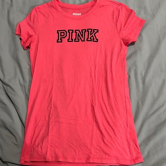 Pink tee - Picture 1 of 2